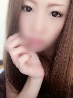 瀧本 ユリ(27)